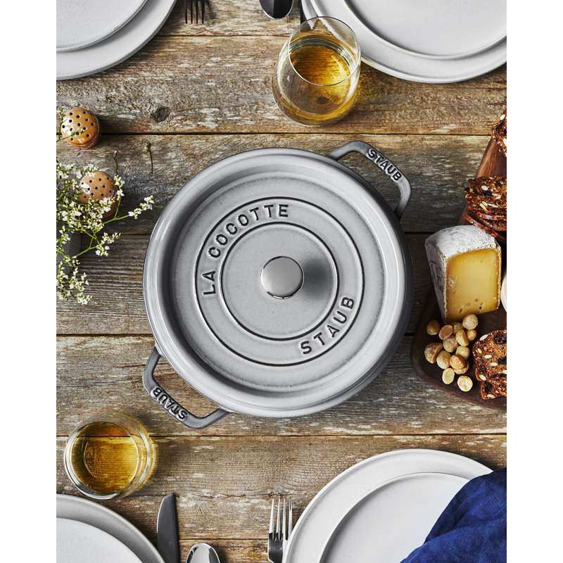 La Cocotte Cast Iron Round Cocotte, Graphite Gray, 4 quarts