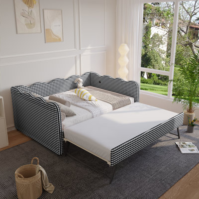 Linen Upholstered Gingham Daybed With Trundle, Usb Charging Port & Wave-shaped Design, No Box Spring Needed by Latitude Run