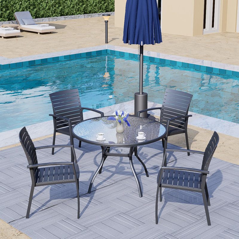 Ensemble repas pour 4 personnes 