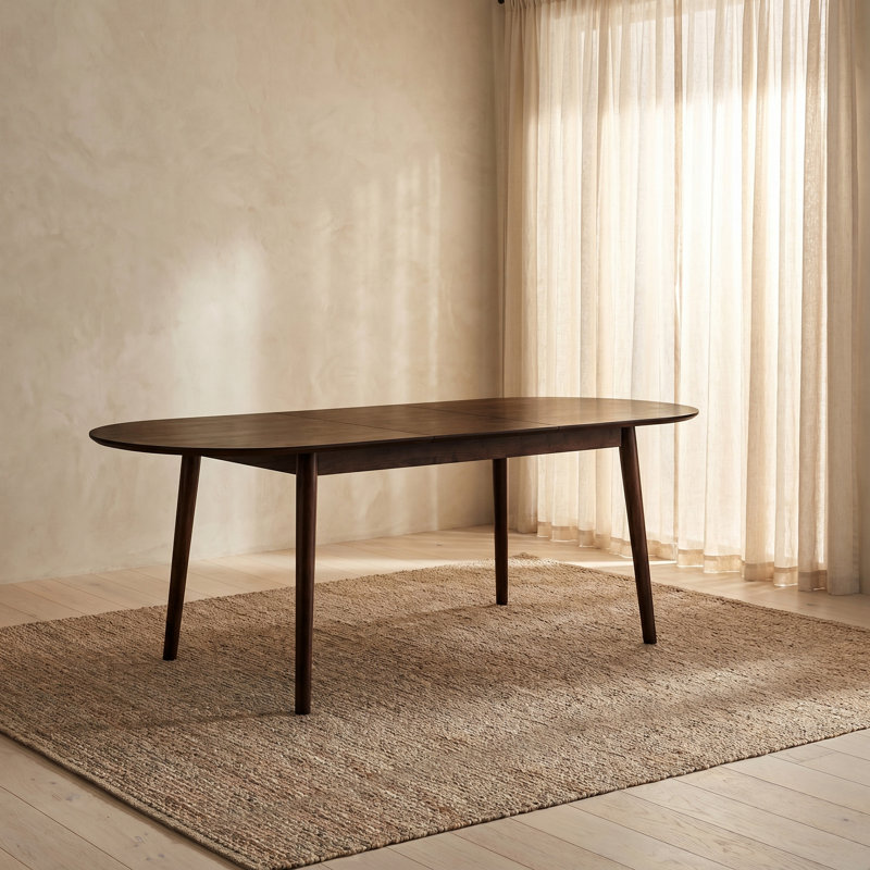 Svalbard Extension Dining Table (63"-82.5")