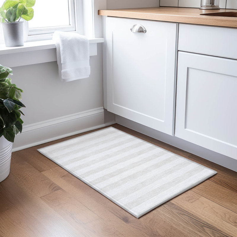 Tapis intérieur / extérieur Kinslee, Rectangle 1 pi 8 po x 2 pi 6 po