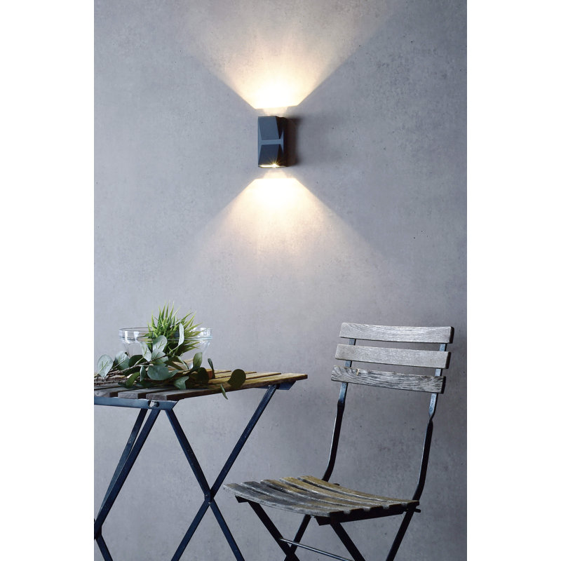 Agudo LED Up & Downlight