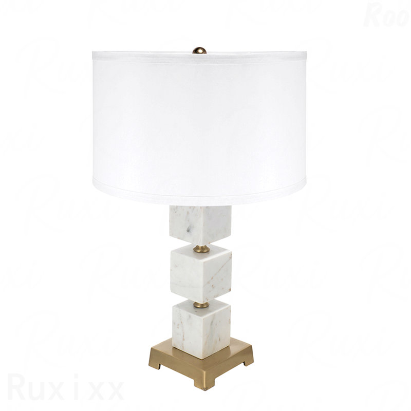 Lampe de table - avec base et corps dorés, assemblage de l'abat-jour requis