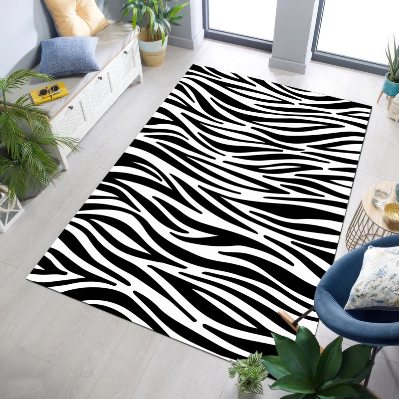 Tapis fin classique non tissé avec motifs floraux complexes Elegance Classic parfait pour la maison ou le bureau