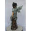 Fille ange assise avec une statue en bronze rose - Taille: L 22 po x l 27 po x H 37 po.