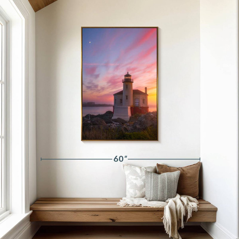 Phare de la lune, Cadre flottant doré, 29" x 43"