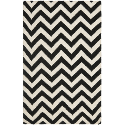 Rodgers Hand Woven Flat Weave Wool/Cotton Chevron Rug in Ivory/Black