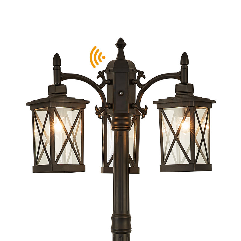 Full Post Light With Dusk To Dawn and Built-In Outlet 