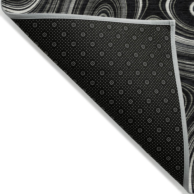 Tapis noir intérieur / extérieur lavable à la machine Xhevrie, Rectangle 1 pi 8 po x 2 pi 6 po