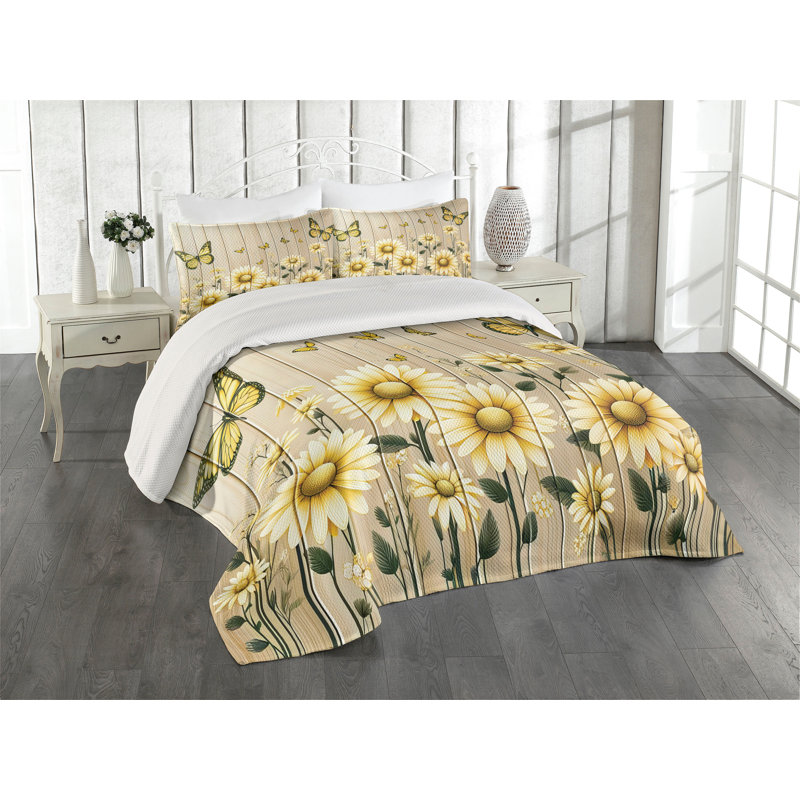 Polyester Floral Coverlet, Queen Coverlet + 2 Standard Shams