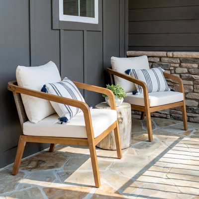 Fauteuil club d'extérieur en bois d'acacia moderne avec dossier et coussins en osier Kanso