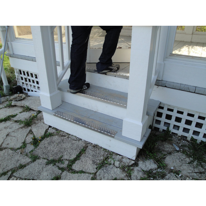 Bessette Stair Tread
