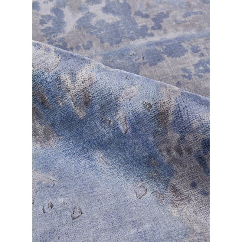Reflections Abstract Area Rug in Silver, Rectangle 9' x 12'