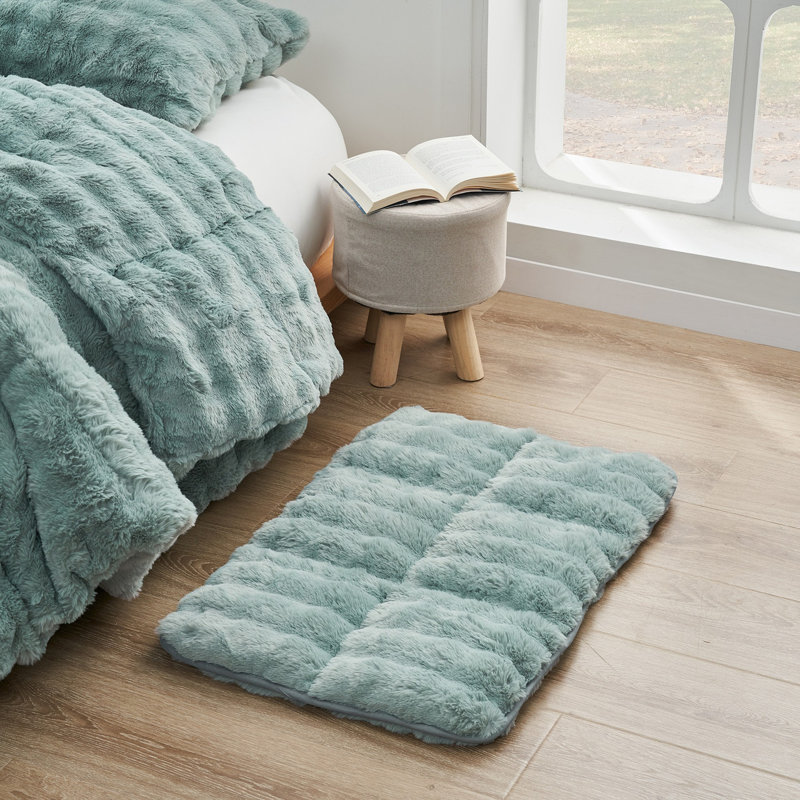 Chunky Puffy Bunny - Coma Inducer Dog Comforter, Green