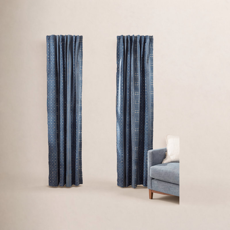 Rideau Kodi Batik Indigo, L 55 po x L 108 po