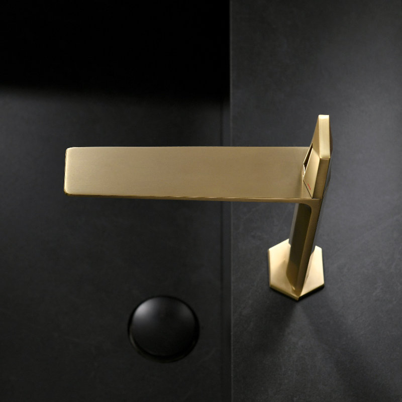 Single-handle Bathroom Faucet, Brushed Gold
