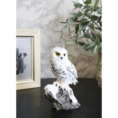 Figurine de toundra chouette solitaire neige blanche perchée sur une branche d'arbre 5 "