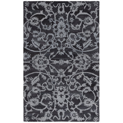 Corleen Tufted Performance Performance Floral Rug