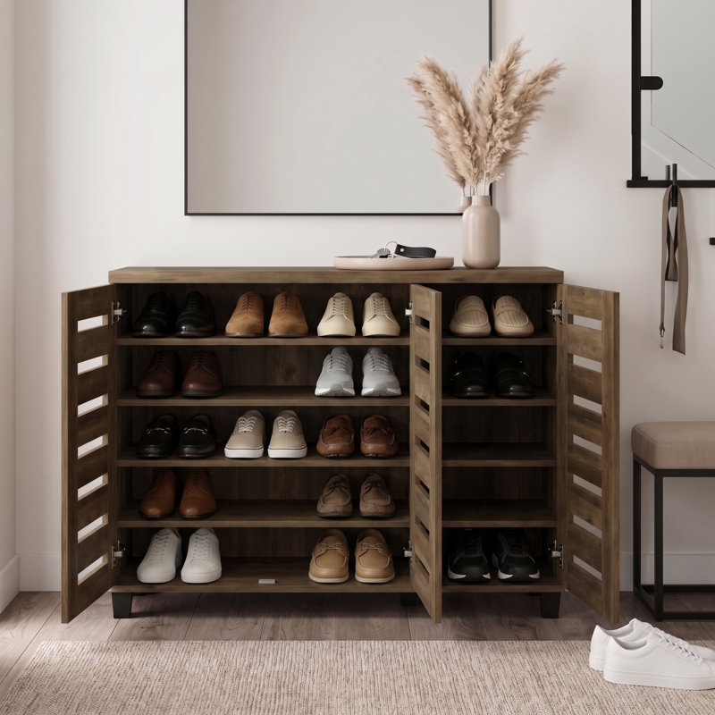 Lismore 20 Pair 3 Door Shoe Storage Cabinet, Knotty Oak