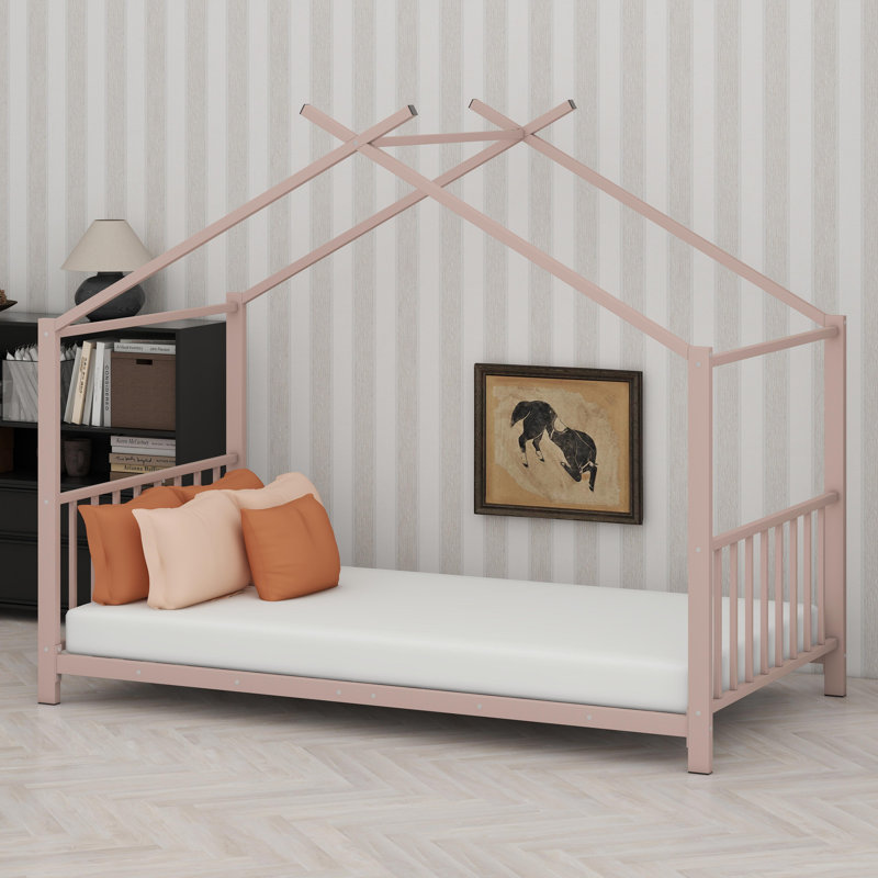 Lit plateforme en métal, Rose
