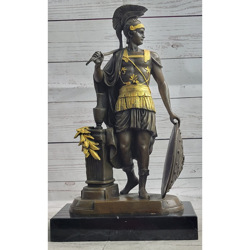 Figurines et sculptures
