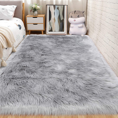 Tapis gris à poils longs Avitaz