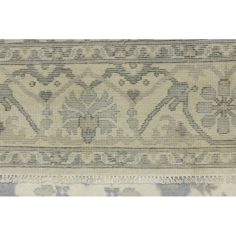 Tapis carré en laine , Carré 8 pi 4 po