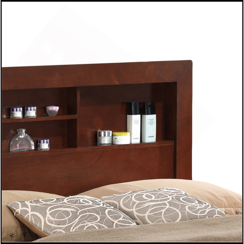 Charmante armoire de rangement en bois pour des intérieurs élégants, rehaussant l'organisation, Queen