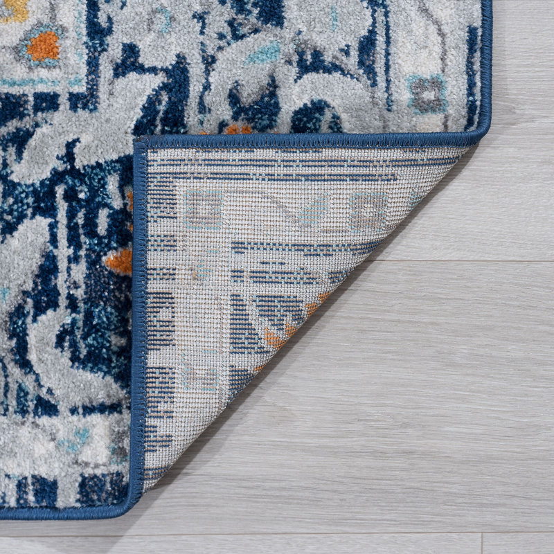 Matsuda Indoor Rug, Round 7'10"
