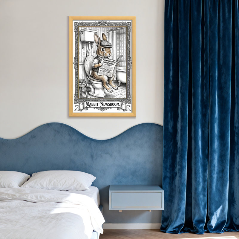 Bath & Laundry Lapin lisant le journal sur la toilette dans la salle de bain, H 24 po x l 16 po, Toile tendue