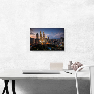 " Kuala Lumpur Malaysia Skyline "