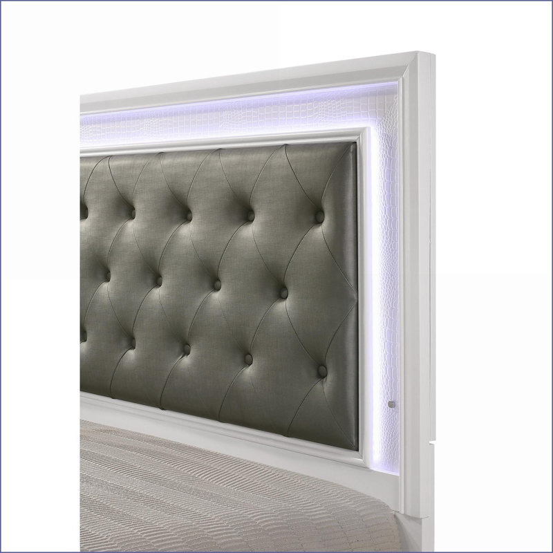 Lit double à panneau en bois massif avec rétroéclairage à DEL - Finition en crocodile blanc et faux meubles de chambre touffetés glamour