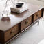 Table basse de style médiéval américain