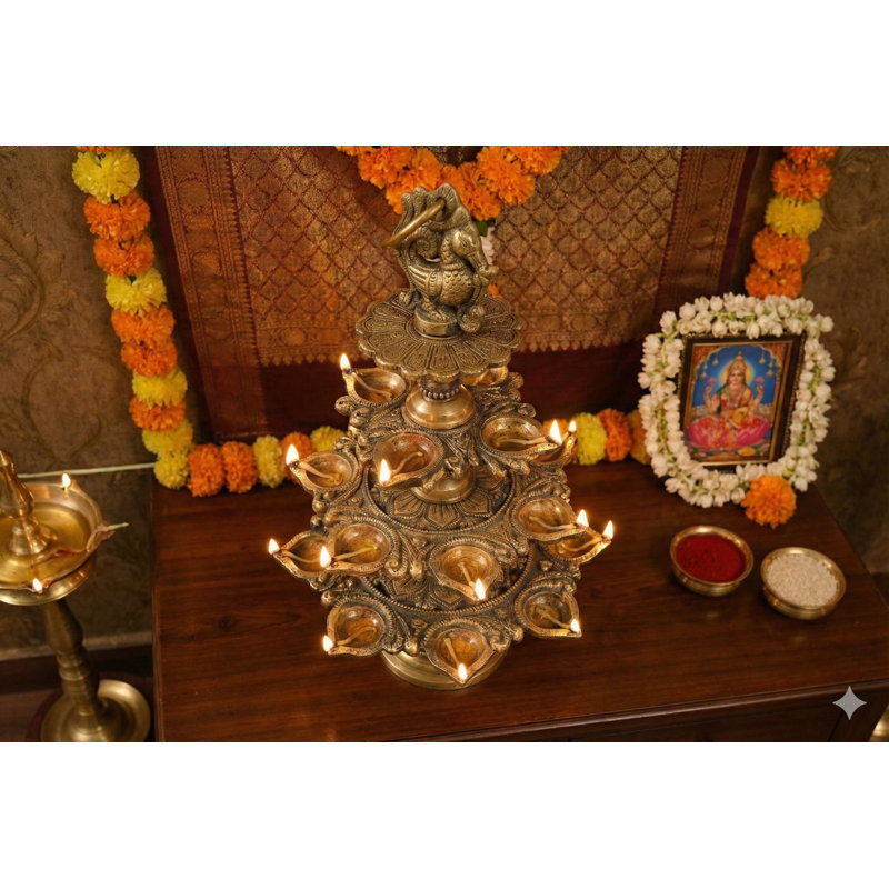 Lampe paon en laiton Mayura faite à la main 14 pouces | Diya à l'huile 19 pièces pour décoration spirituelle