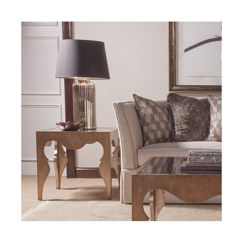 Table de bout signature designs