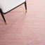 Tapis rose en polypropylène tissé à la machine Chamberland-853098197