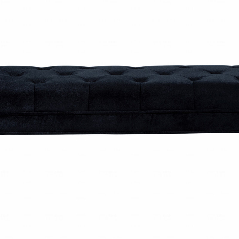 Banc, avec fonction de siège de base, pour un usage multiple intérieur / extérieur