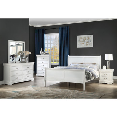 Julianis 5-1_Norah Sleigh Bedroom Set