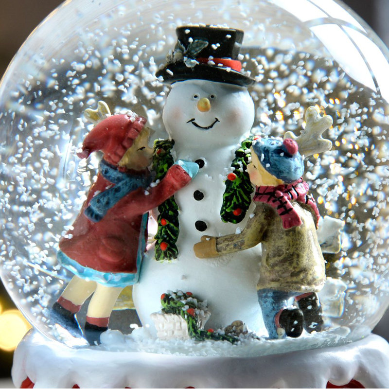 Christmas Snow Globe