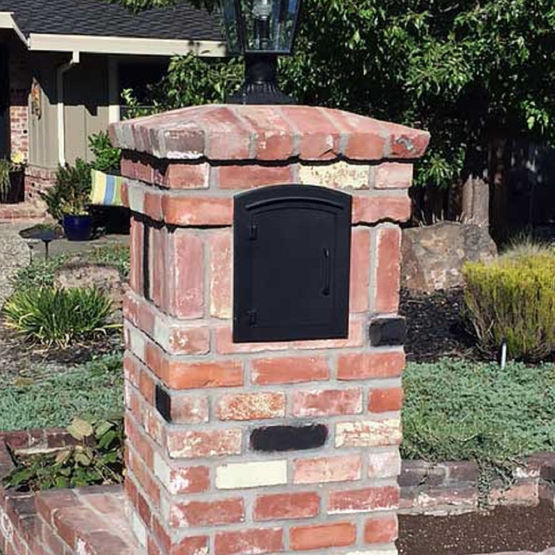 Manchester Wall Mounted Mailbox, Black