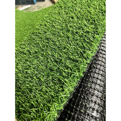 6Ft X 10Ft Faux Grass Turf Mat For Backyard And Patio - Drainage Holes, Rubber Backing, Polypropylene Filler, Color Fake With Holes Backing , Low Maintenance,