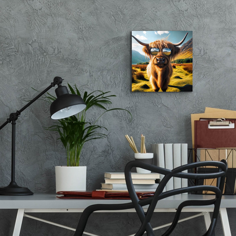  «Highland Cow Sun lunettes 1» par Rey Klimt, art mural en verre acrylique, H 12 po x l 12 po x P 0,13 po
