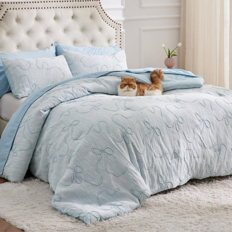 3D Puffy Jacquard Embroidery Bedding Comforter Set, King Comforter + 2 King Pillowcases, Winter Sky