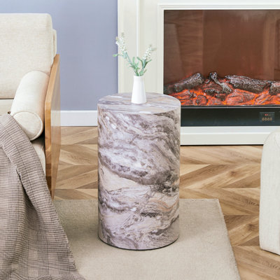 Table basse cylindrique simple texturée en marbre gris, 12 po de diamètre x 19,7 po de hauteur, mobilier en bois aggloméré. Convient aux salons de style industriel.