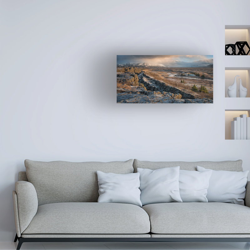 Art séparé sur toile Mathilde Guillemot Almannagjai, H 10 po x l 19 po