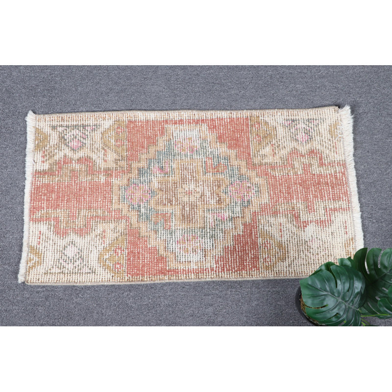 Traditional Handwoven Vintage Turkish Door Mat With Geometric Pattern In Earthy Tones Ideal For Entryway And Boasting Bohemian Decor Style