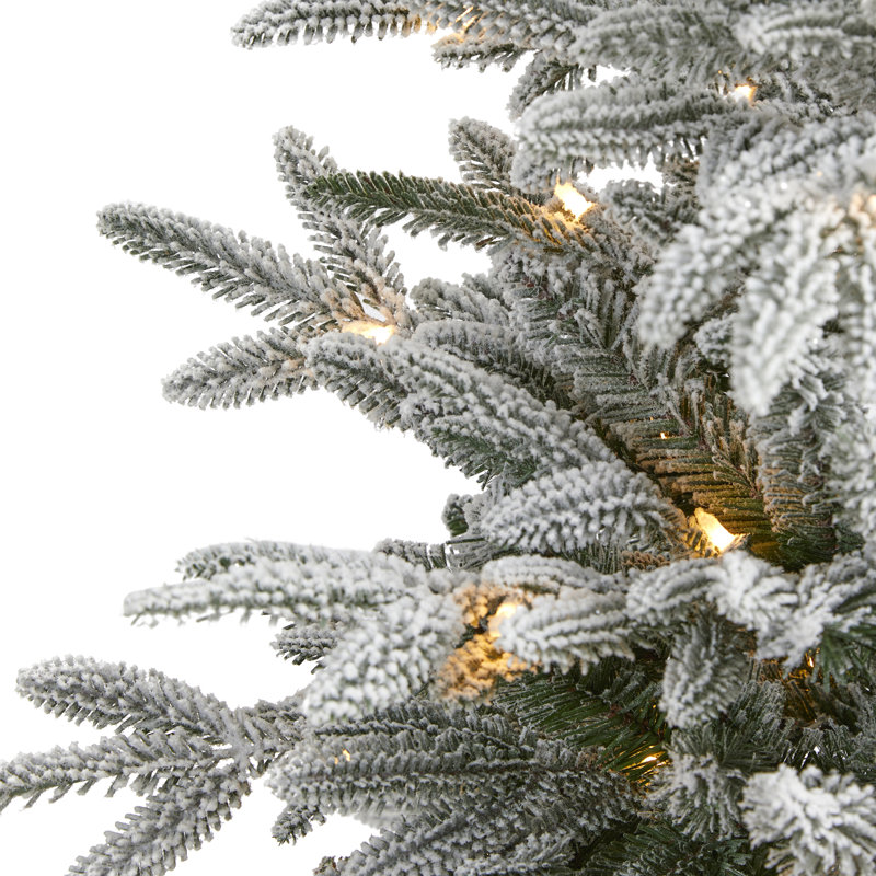 Arbre de Noël artificiel enneigé épinette avec lumières, H 4,5 pi