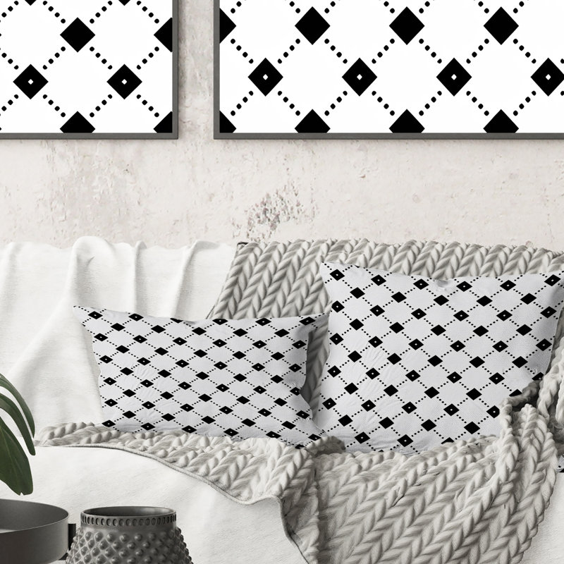 Imprimé vichy noir et blanc II - Coussin lombaire traditionnel
