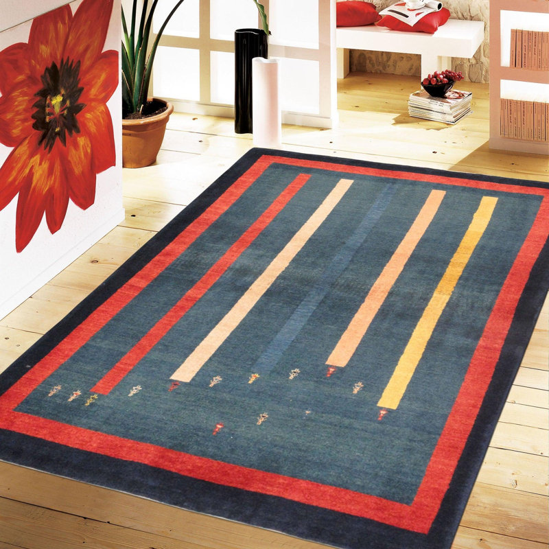 Pietari Area Rug in Green
