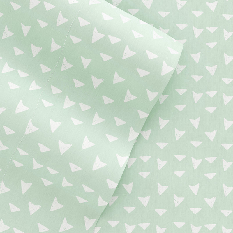 Jade and White Geometric Print Queen Bed Sheet Set
